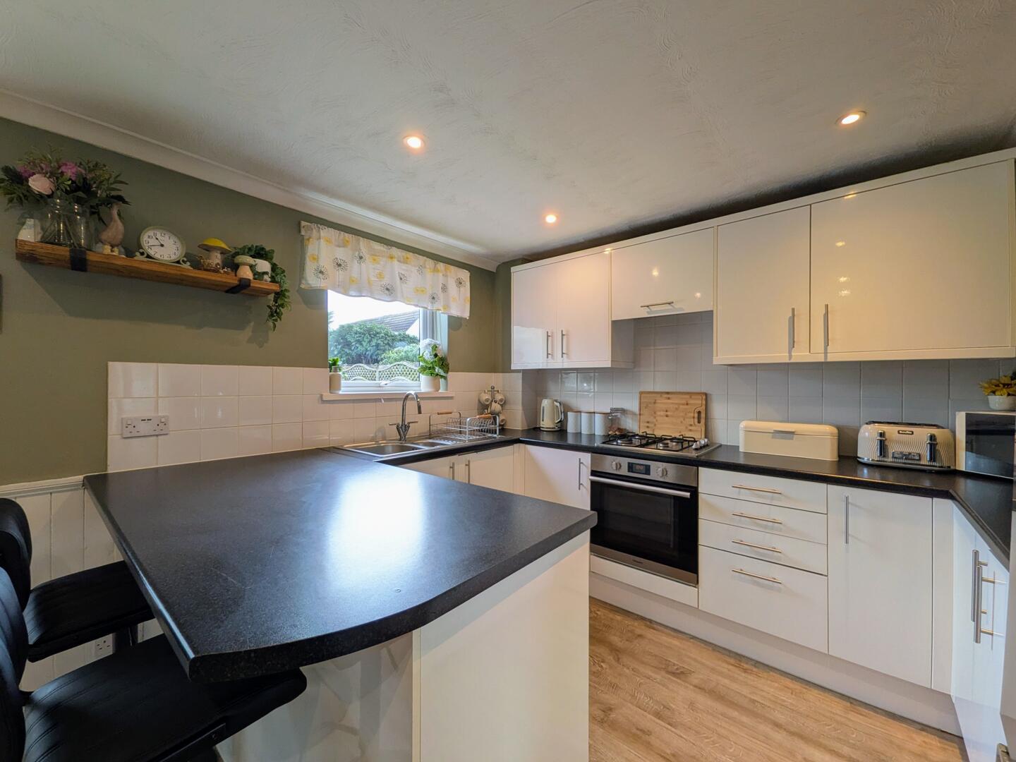 Pendeen Crescent, Threemilestone, Truro